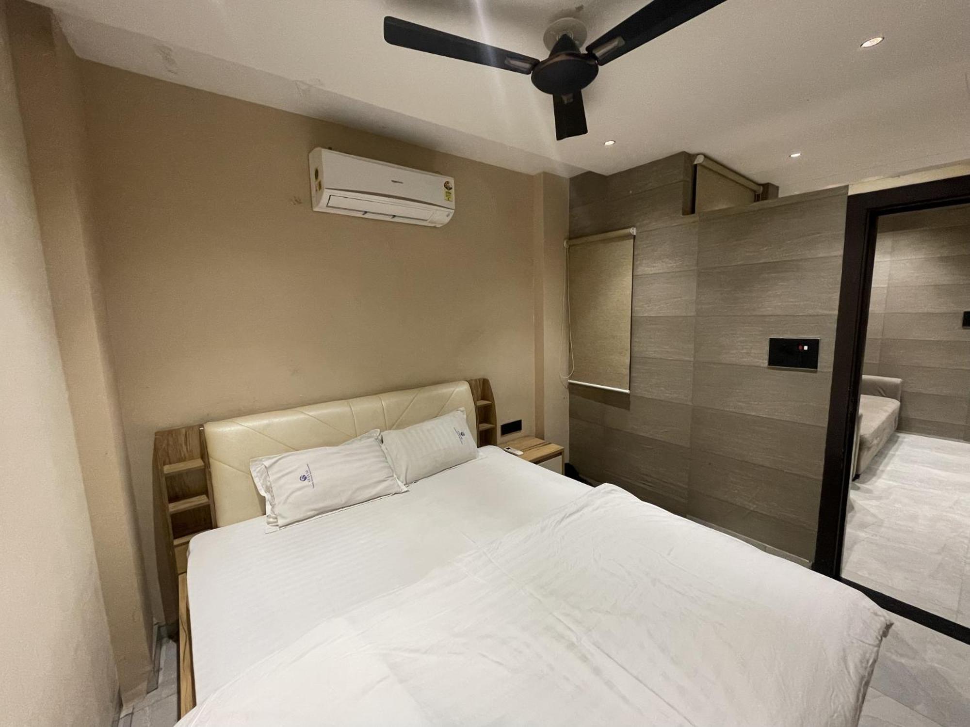 Stayez Studio Apartments Indore Eksteriør billede